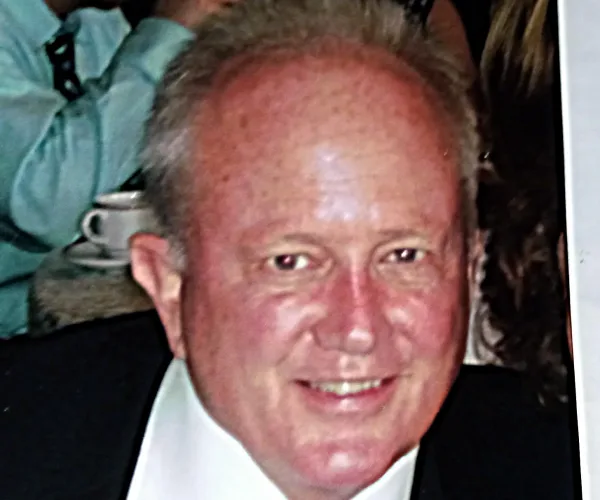 George-Chamberlin – Crop George-Chamberlin - Crop